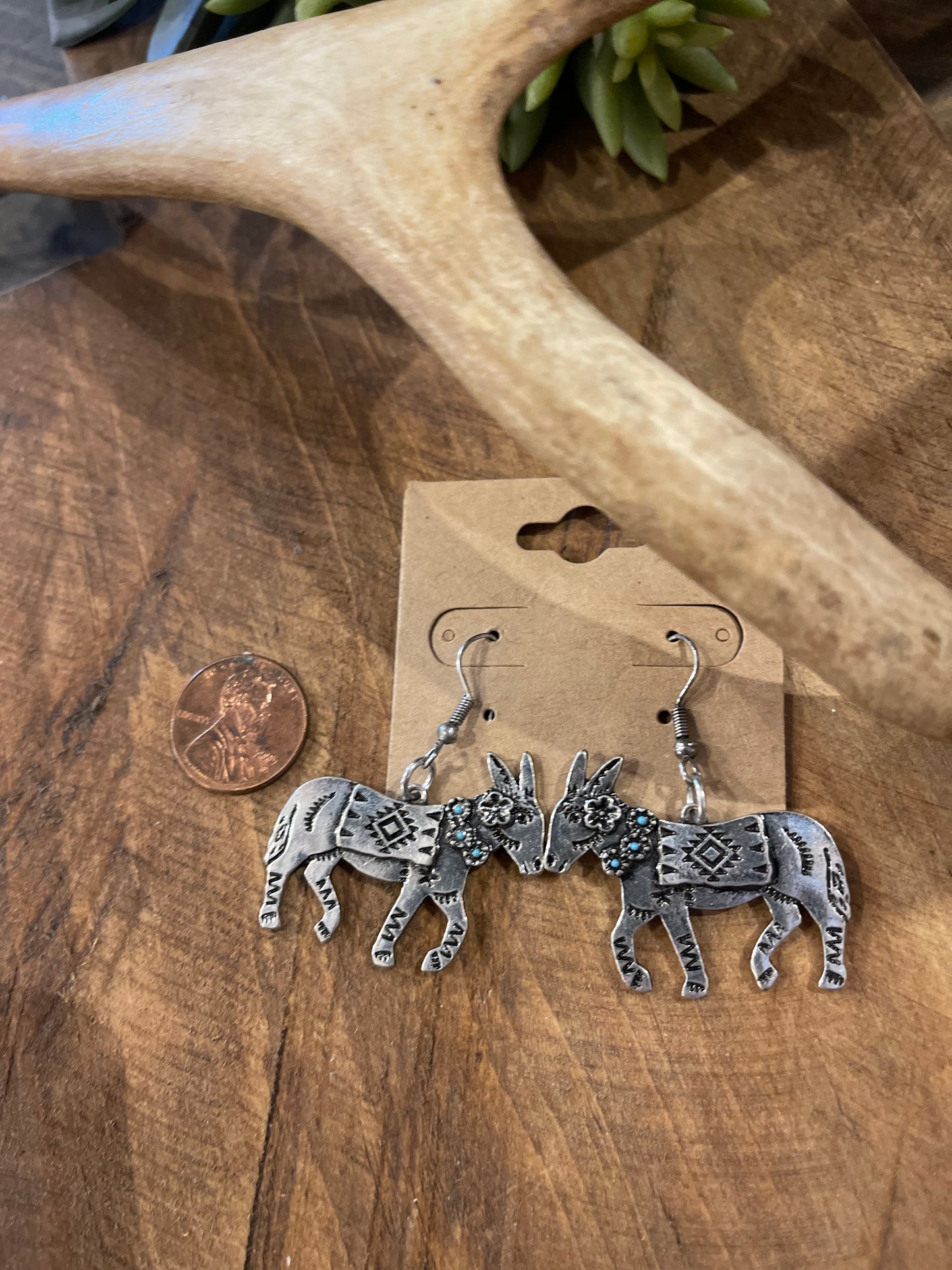 Donkey earrings